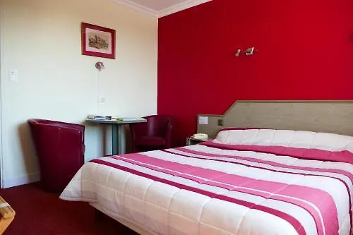 Hotel Logis La Rose Des Vents Volvic