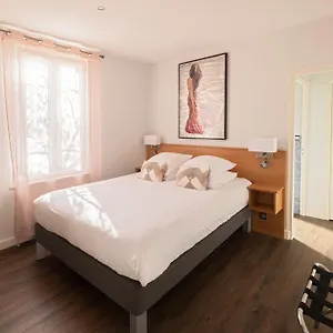 De Paris Hotel